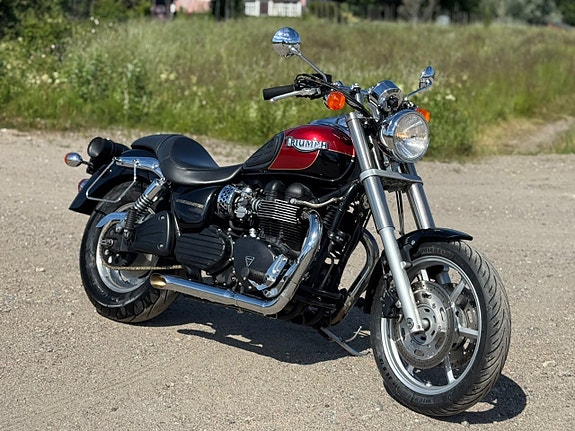 Triumph Speedmaster 900 # slip-on + väskor m.m 2 of 5