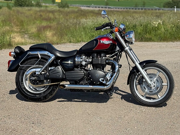 Triumph Speedmaster 900 # slip-on + väskor m.m