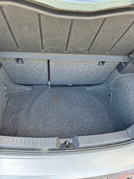 Seat Ibiza 3 of 5