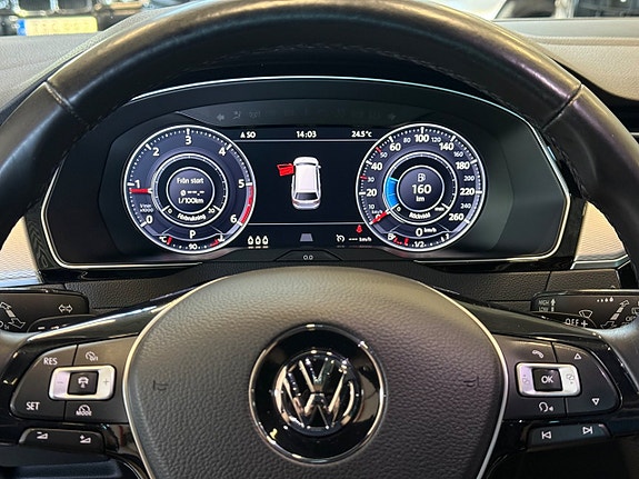 Volkswagen Passat Alltrack 13 of 20