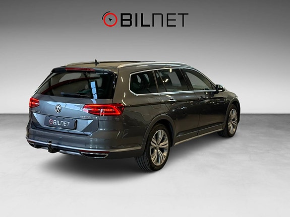Volkswagen Passat Alltrack 19 of 20