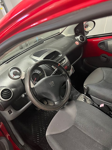 Peugeot 107 18 of 19