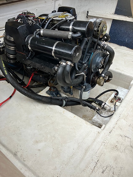 Reinell 185 Bowrider 4 of 4
