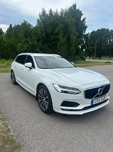 Volvo V90 4 of 5