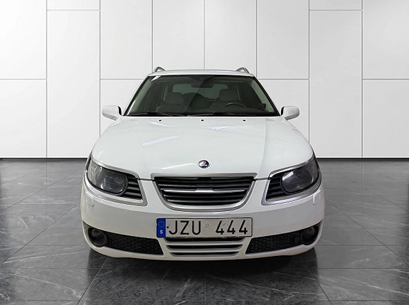 Saab 9-5 2 of 5