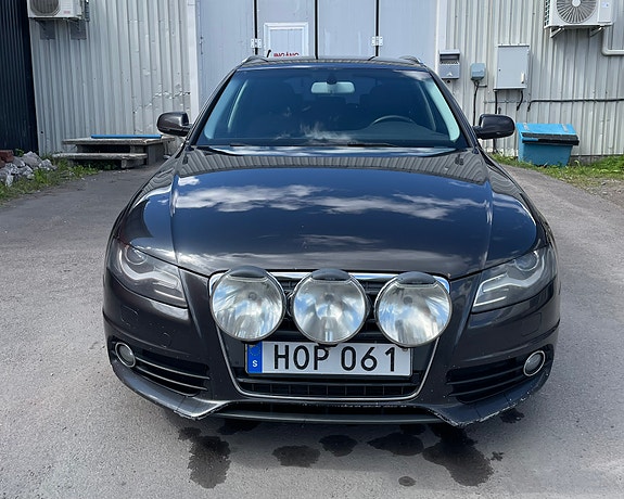 Audi A4 5 of 5