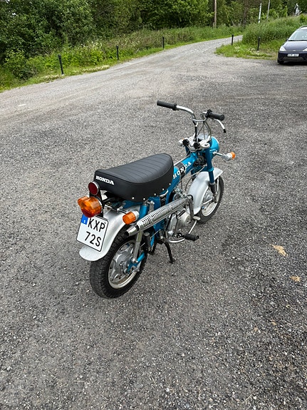 Honda ST 70 3 of 4