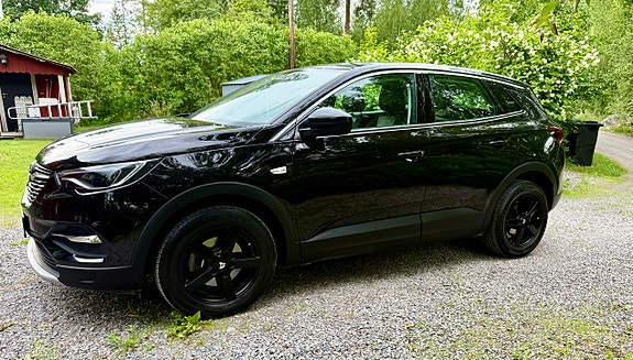 Opel Grandland X 3 of 5