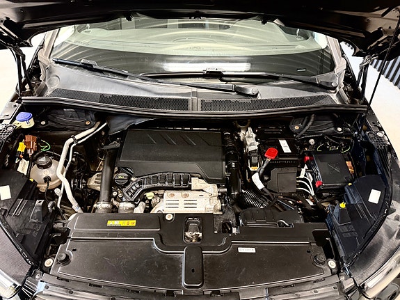Opel Grandland X 6 of 10