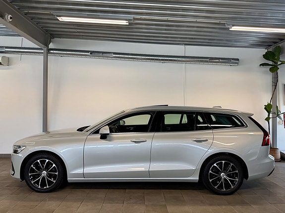 Volvo V60 3 of 5