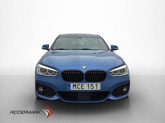BMW 118d 2 of 5