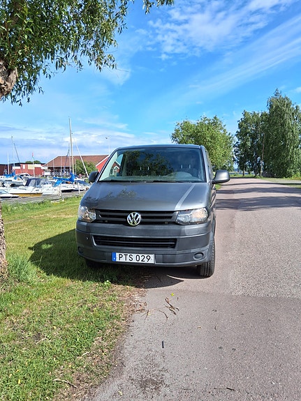 Volkswagen Transporter 3 of 5