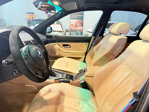BMW 530i 7 of 16