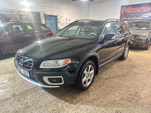 Volvo XC70 3 of 5