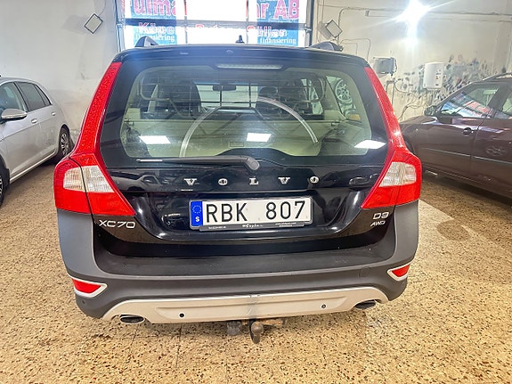 Volvo XC70 14 of 14