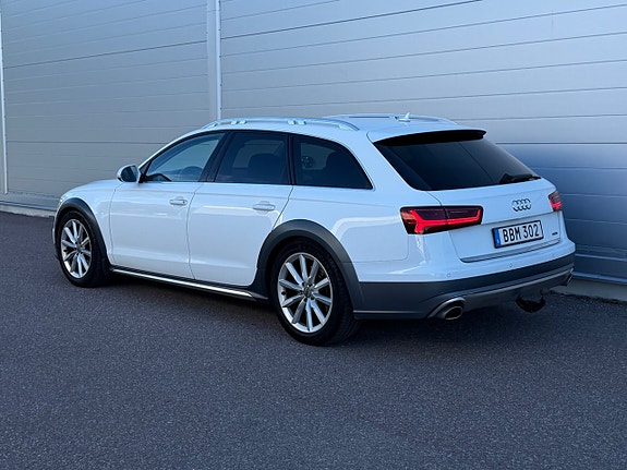 Audi A6 allroad 3 of 5