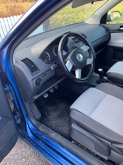 Volkswagen Polo Cross 4 of 5