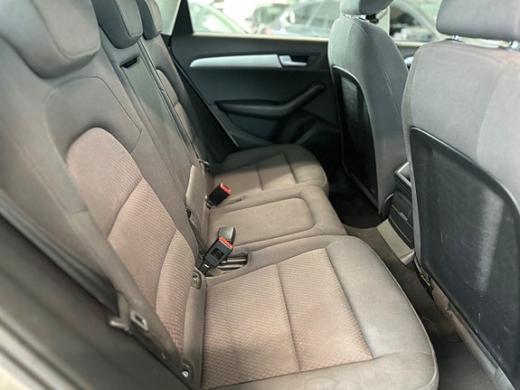Audi Q5 11 of 26