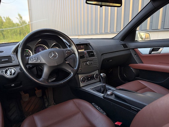 Mercedes-Benz CLA180 d 11 of 15