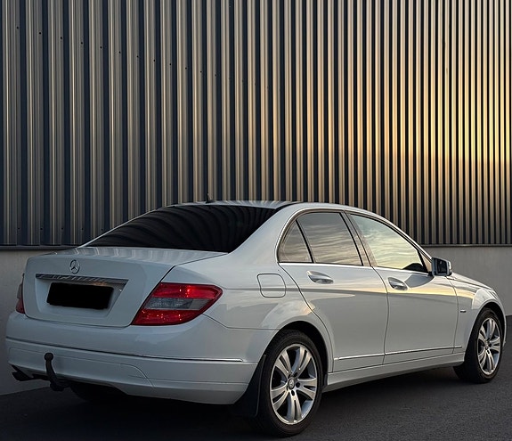 Mercedes-Benz CLA180 d 10 of 15