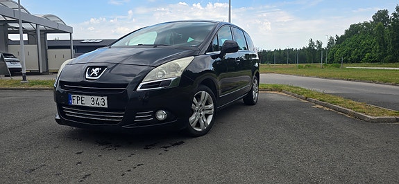 Peugeot 5008 4 of 5