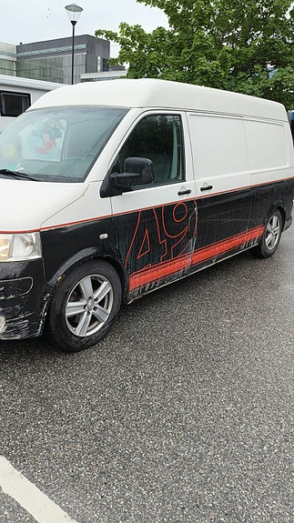 Volkswagen Transporter 2 of 5
