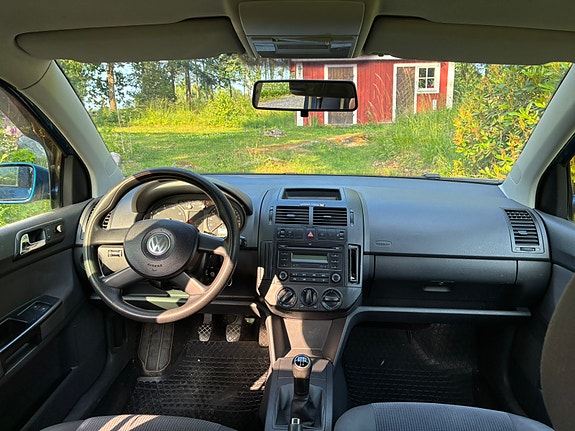 Volkswagen Polo 5 of 5