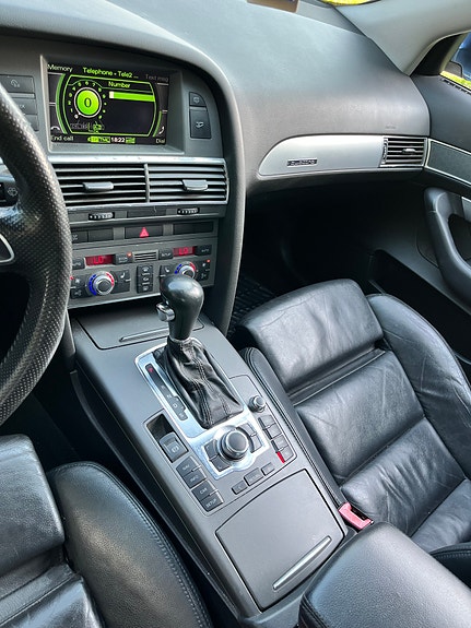 Audi A6 12 of 12