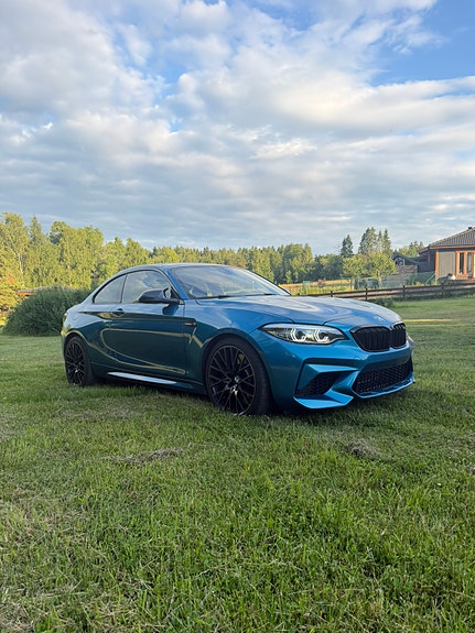 BMW M2 6 of 11