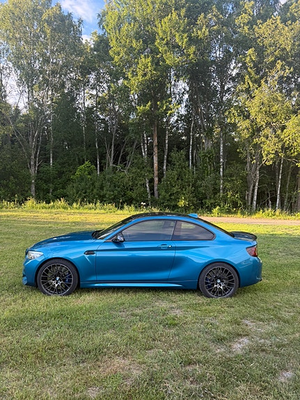BMW M2 3 of 5