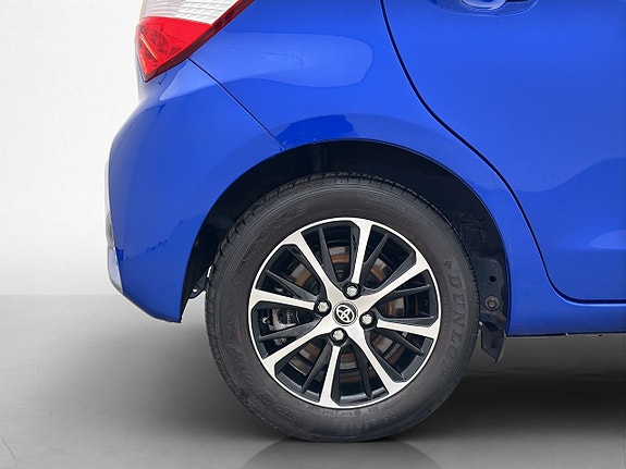 Toyota Yaris 26 of 27