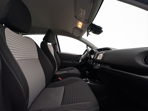 Toyota Yaris 20 of 27