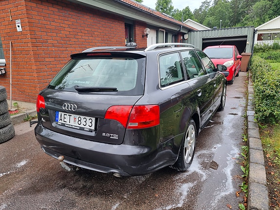 Audi A4 4 of 5