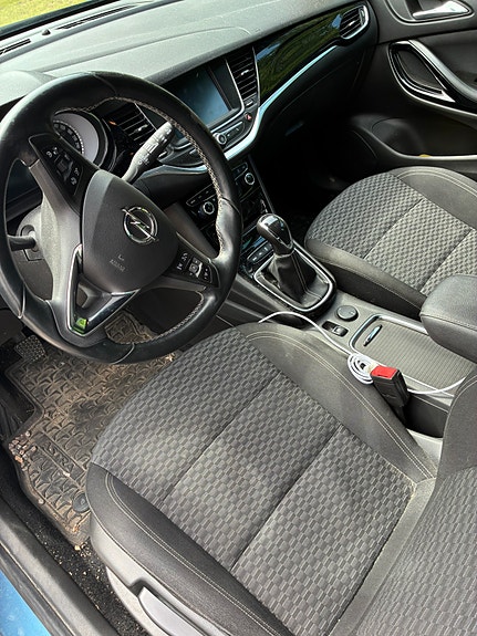 Opel Astra 4 of 4
