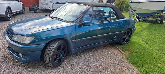 Peugeot 306 2 of 5