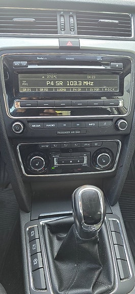 Skoda Superb 8 of 11