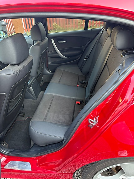 BMW 120 4 of 5