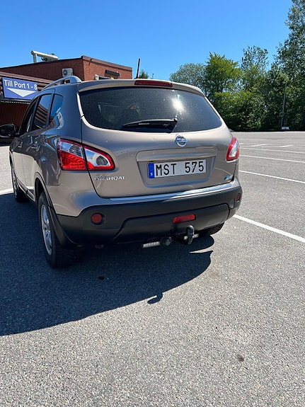 Nissan Qashqai 4 of 5