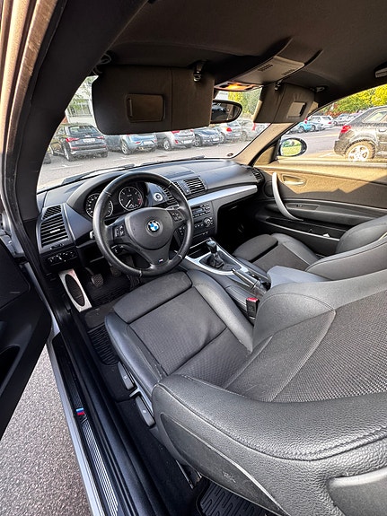 BMW 118d 7 of 8
