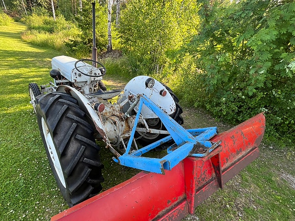 Massey Ferguson TEA 20 4 of 5
