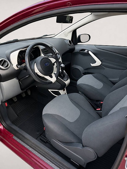 Ford Ka 8 of 12