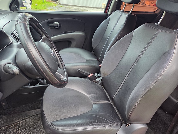 Nissan Micra 9 of 9