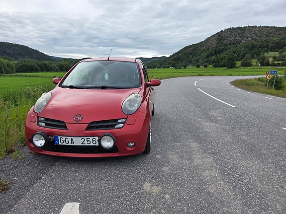 Nissan Micra 3 of 5
