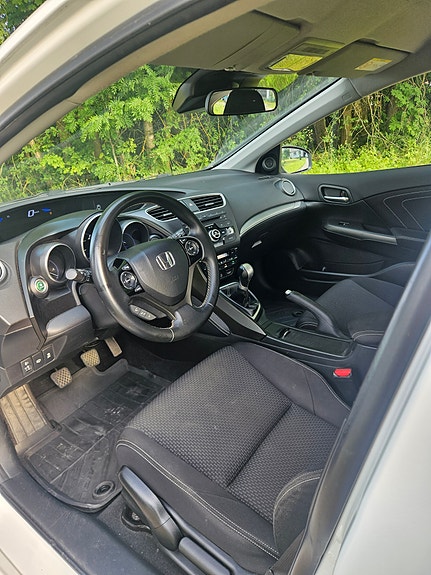 Honda Civic 4 of 5