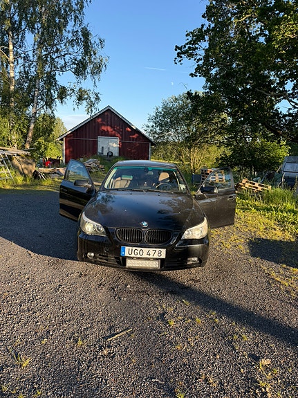 BMW 530i 6 of 11