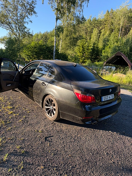 BMW 530i 5 of 5