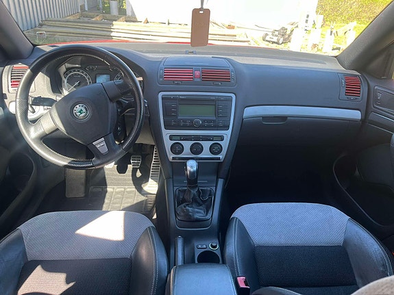 Skoda Octavia 5 of 5