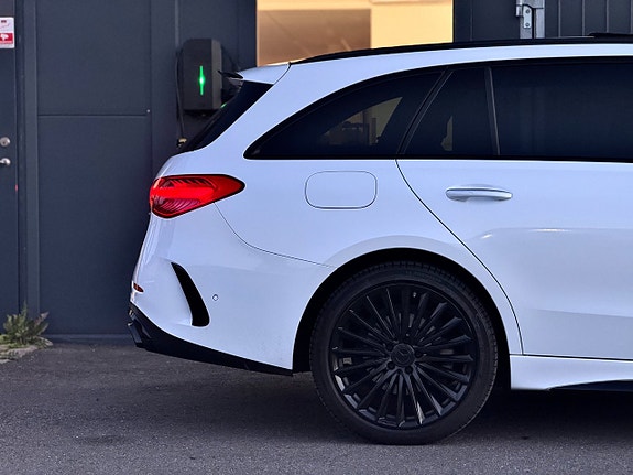 Mercedes-Benz C300 d 7 of 27