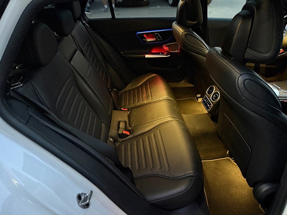 Mercedes-Benz C300 d 19 of 27