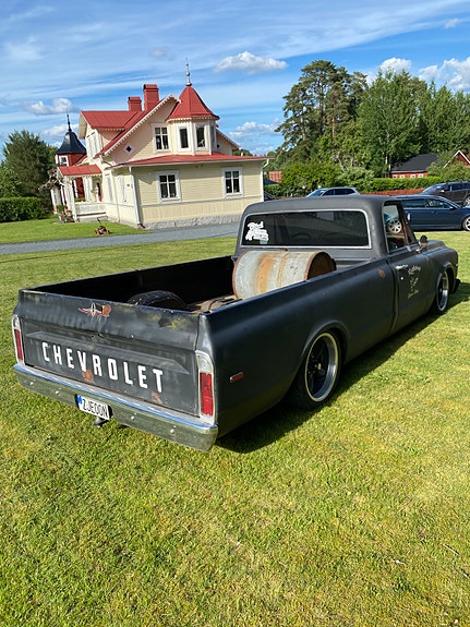 Chevrolet Regular Cab 2 of 5